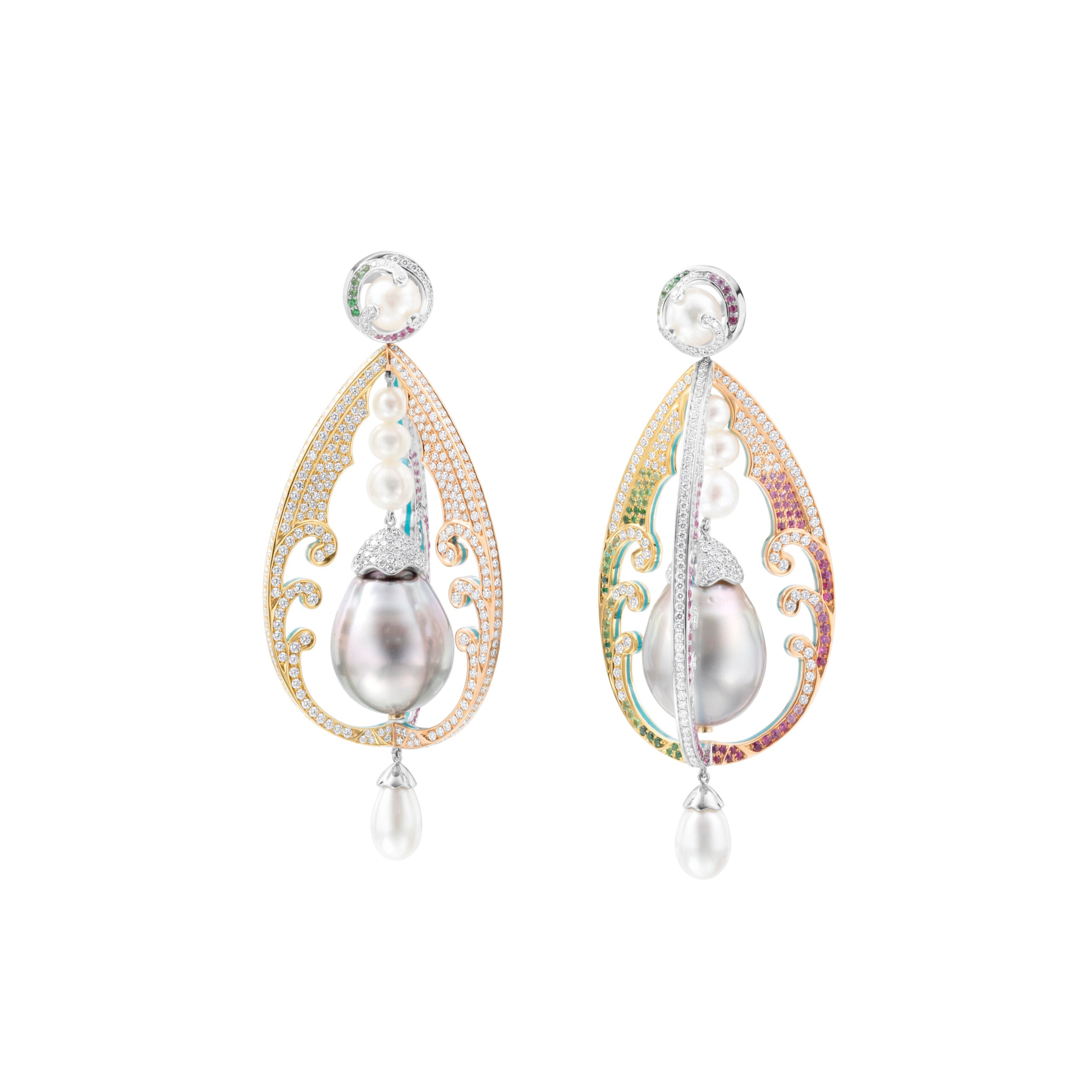 Tariq Riaz’s "Oceana" Pearl Earrings Featured in The Couture Show’s Red Carpet Edit