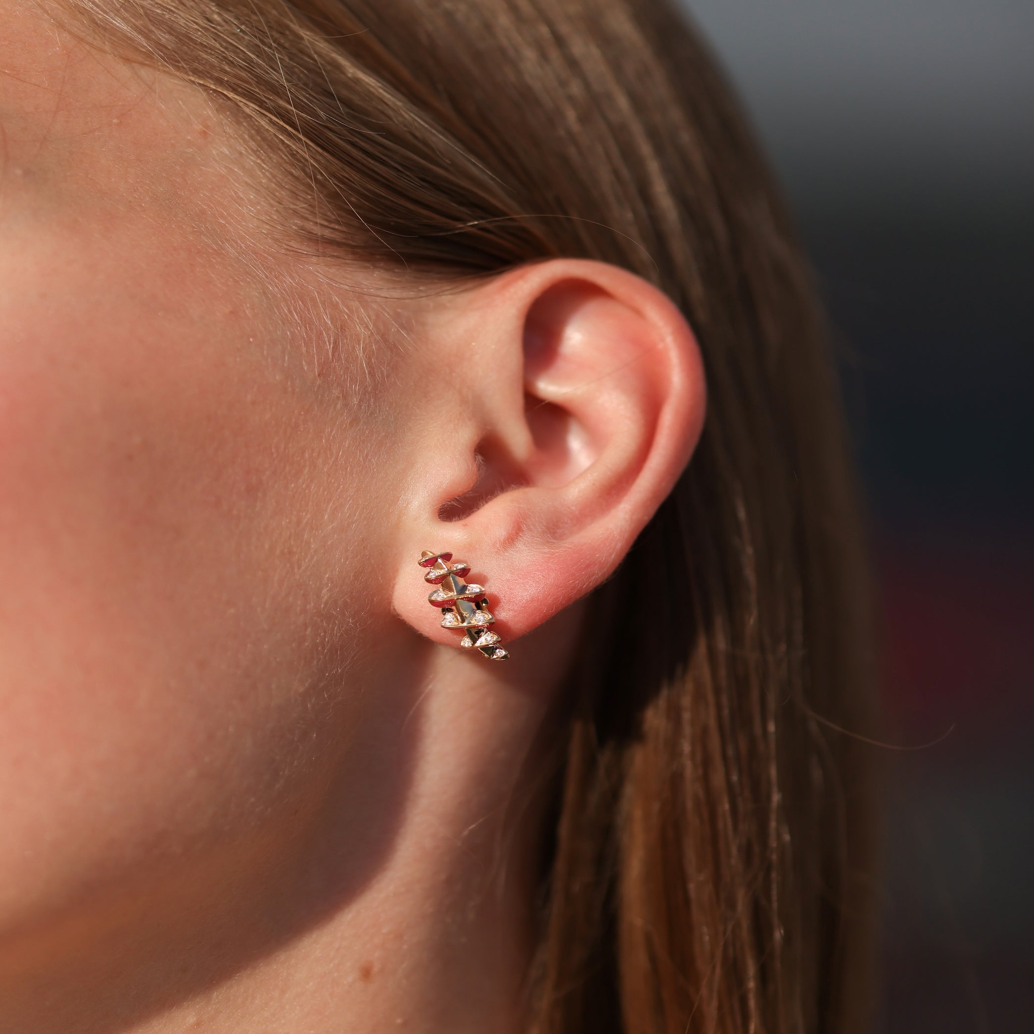 Circle of Life S-Studs Earrings - Yellow Gold